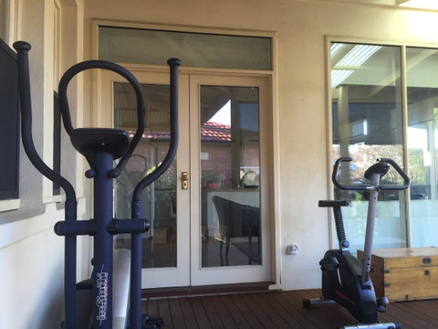 8 Osborne - Accommodation Redcliffe 21