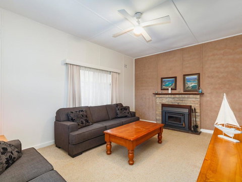 Wyvern - Accommodation Redcliffe 5