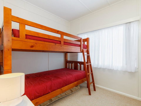 Wyvern - Accommodation Redcliffe 6
