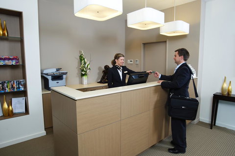 Quest Mawson Lakes - Accommodation Redcliffe 4