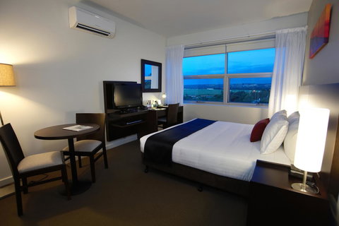 Quest Mawson Lakes - Accommodation Redcliffe 2