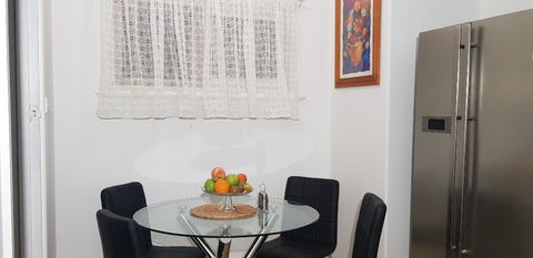 Unit In Marion - Accommodation Redcliffe 3