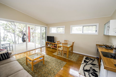 Smiths Lake House - Accommodation Redcliffe 24