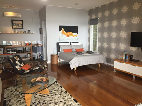 Smiths Lake House - Accommodation Redcliffe 9