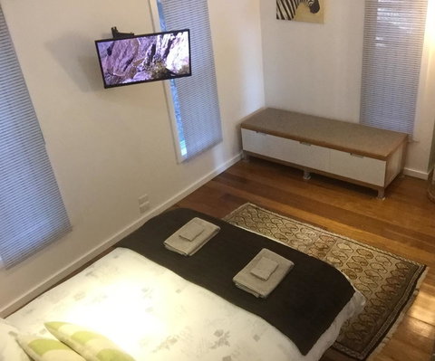 Smiths Lake House - Accommodation Redcliffe 10