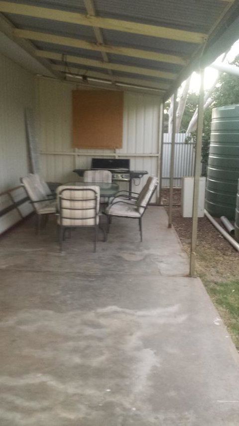 The Quorn-er House - Accommodation Redcliffe 19