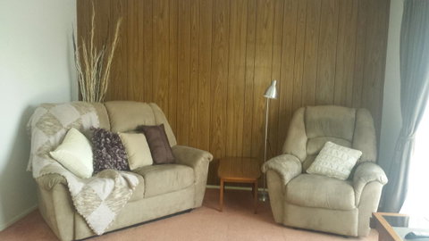 The Quorn-er House - Accommodation Redcliffe 16