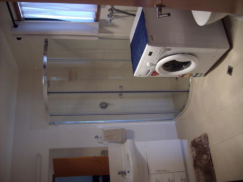 Jacko's Holiday Cabins - Accommodation Redcliffe 4