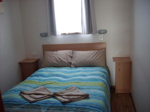 Jacko's Holiday Cabins - Accommodation Redcliffe 5