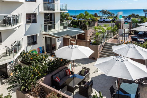 Bayview Beachfront Apartments, In Town Right On The Beach - Accommodation Redcliffe 22