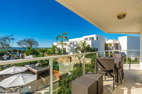 Bayview Beachfront Apartments, In Town Right On The Beach - Accommodation Redcliffe 21