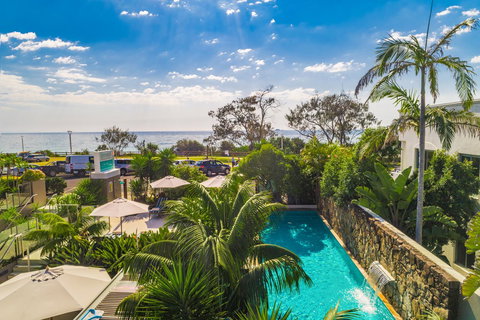 Bayview Beachfront Apartments, In Town Right On The Beach - Accommodation Redcliffe 0