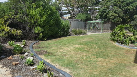 Beachside Escape On The Esplanade - Accommodation Redcliffe 12