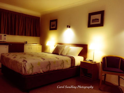 Ten Dollar Town Motel - Accommodation Redcliffe 4