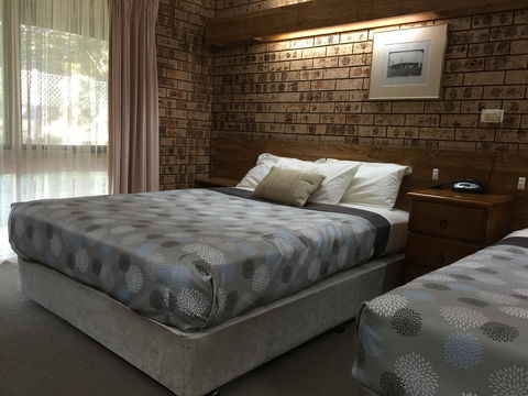 Ten Dollar Town Motel - Accommodation Redcliffe 32