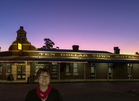 Ten Dollar Town Motel - Accommodation Redcliffe 27