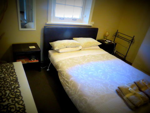 The Pig And Whistle - Accommodation Redcliffe 12