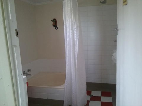 The Pig And Whistle - Accommodation Redcliffe 34