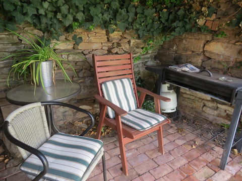 The Pig And Whistle - Accommodation Redcliffe 7