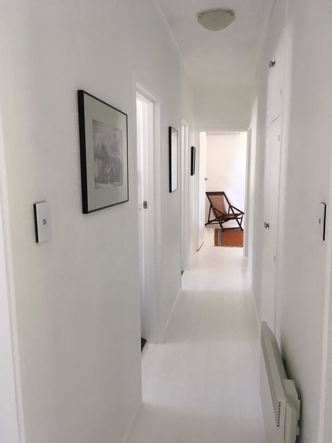 Hilltop Too - Accommodation Redcliffe 16