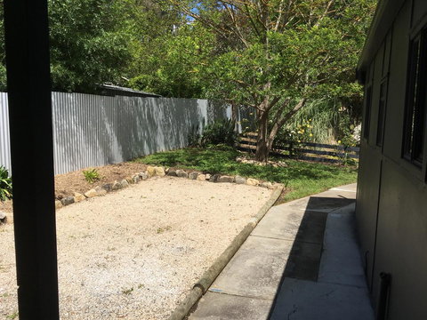 Hilltop Too - Accommodation Redcliffe 15