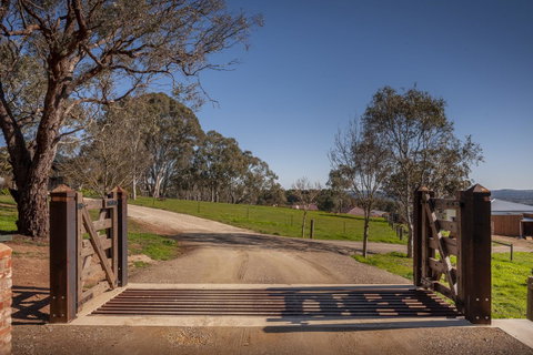 Angaston Saleyards Luxury Accommodation - Accommodation Redcliffe 31