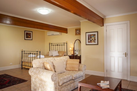 Angaston Saleyards Luxury Accommodation - Accommodation Redcliffe 19