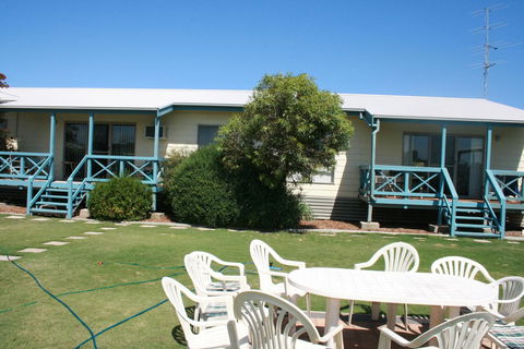 Marion Bay Holiday Villas - Accommodation Redcliffe 6