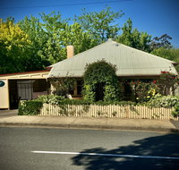Oats Cottage - Accommodation Redcliffe