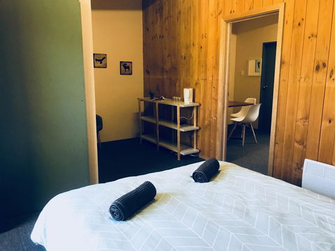 Longwood Retreat - Accommodation Redcliffe 11