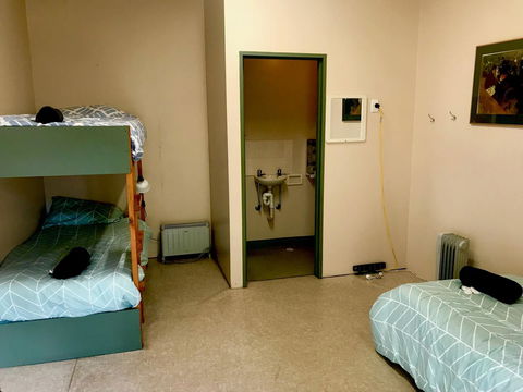 Longwood Retreat - Accommodation Redcliffe 19