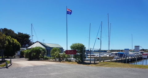 Boat Haven Studios - Accommodation Redcliffe 1