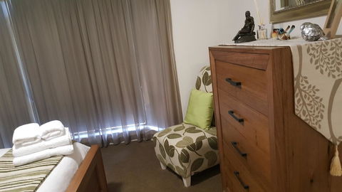 Jacaranda Homestay - Accommodation Redcliffe 10
