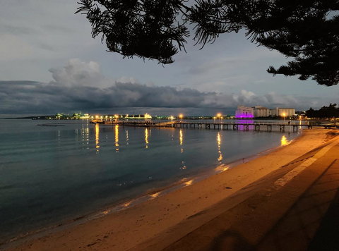 Hilton Beachfront Motel - Accommodation Redcliffe 10