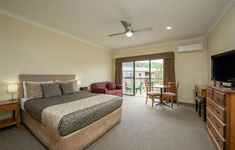 Clare Country Club - Accommodation Redcliffe 22