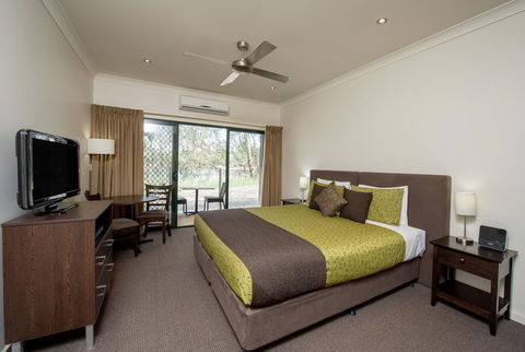 Clare Country Club - Accommodation Redcliffe 25