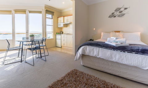 The Bluff Resort Apartments - Accommodation Redcliffe 10
