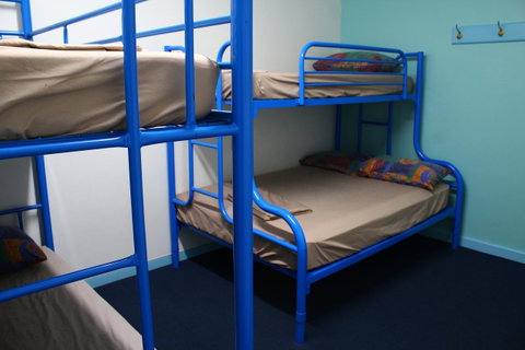 My Place & Adelaide Backpackers Hostel - Accommodation Redcliffe 10