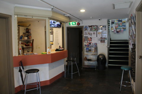 My Place & Adelaide Backpackers Hostel - Accommodation Redcliffe 36