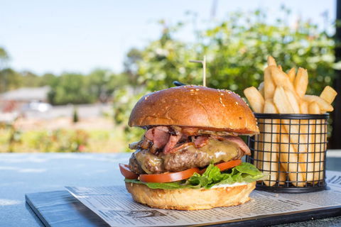 Mick O\'Sheas - Accommodation Redcliffe 42