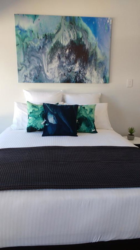 The Avenue Inn - Accommodation Redcliffe 15