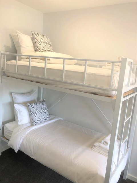 The Avenue Inn - Accommodation Redcliffe 26