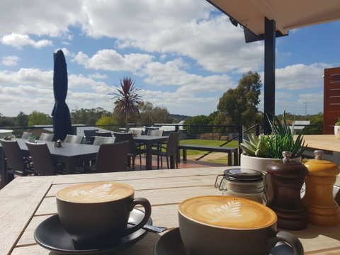 The Avenue Inn - Accommodation Redcliffe 6