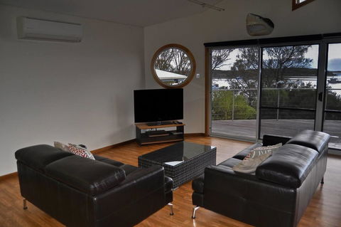 Rest A Shore Coffin Bay - Accommodation Redcliffe 4