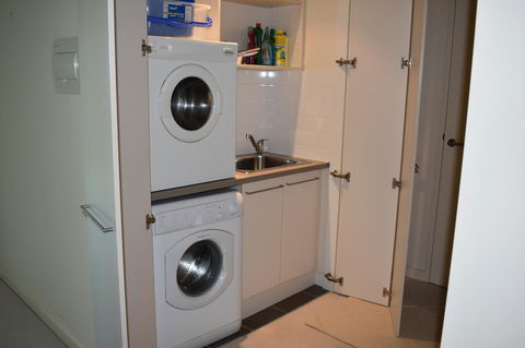 Breakwater Apartment - Accommodation Redcliffe 17