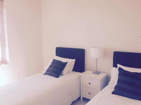Breakwater Apartment - Accommodation Redcliffe 9