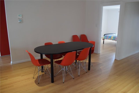 South Coast Escape - Accommodation Redcliffe 4
