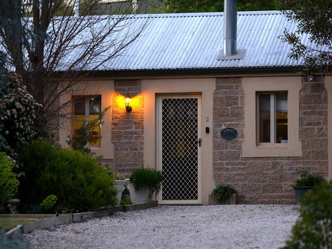 Riesling Trail & Clare Valley Cottages - Accommodation Redcliffe 4