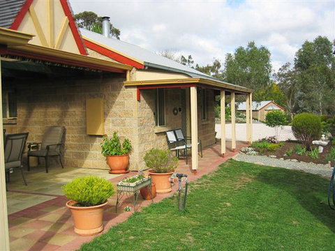 Riesling Trail & Clare Valley Cottages - Accommodation Redcliffe 2