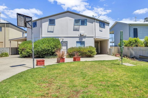 Sail Away - Accommodation Redcliffe 14
